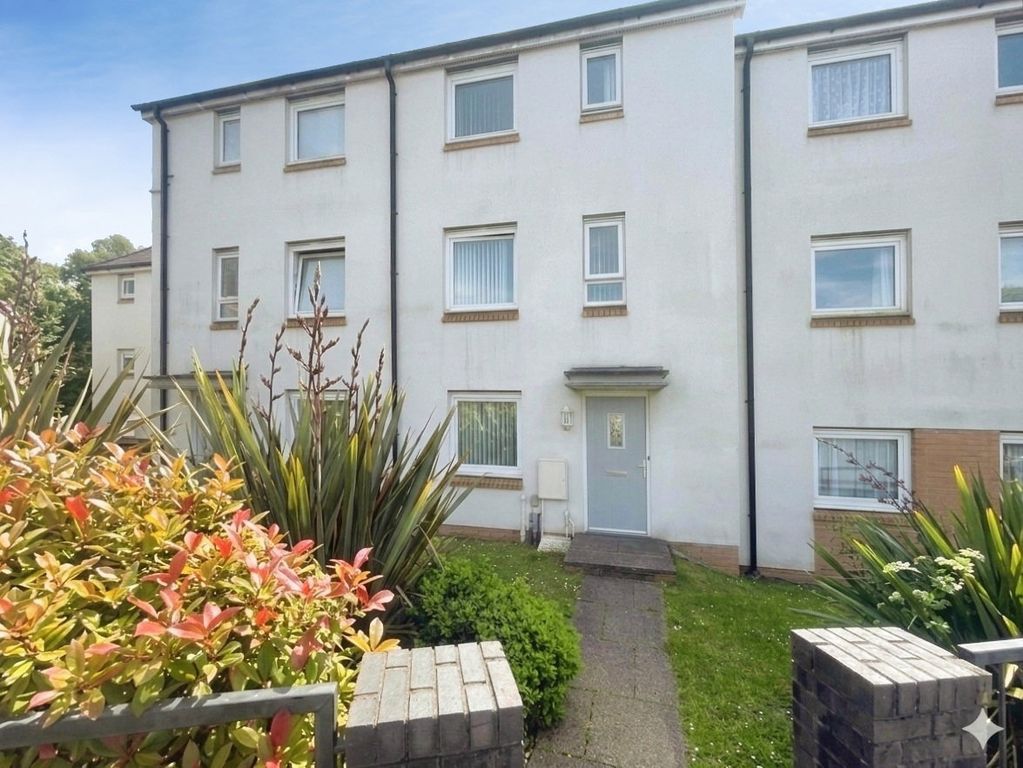 Property photo 1 of 32