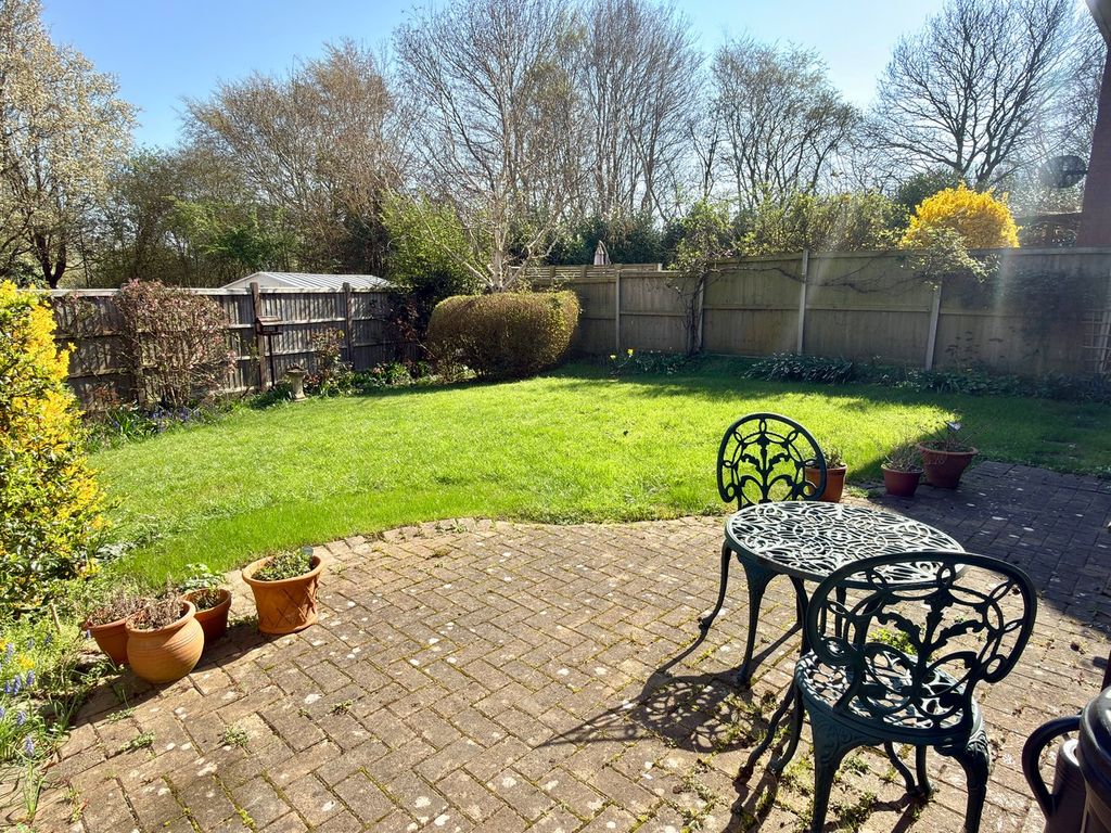 Property photo 2 of 16