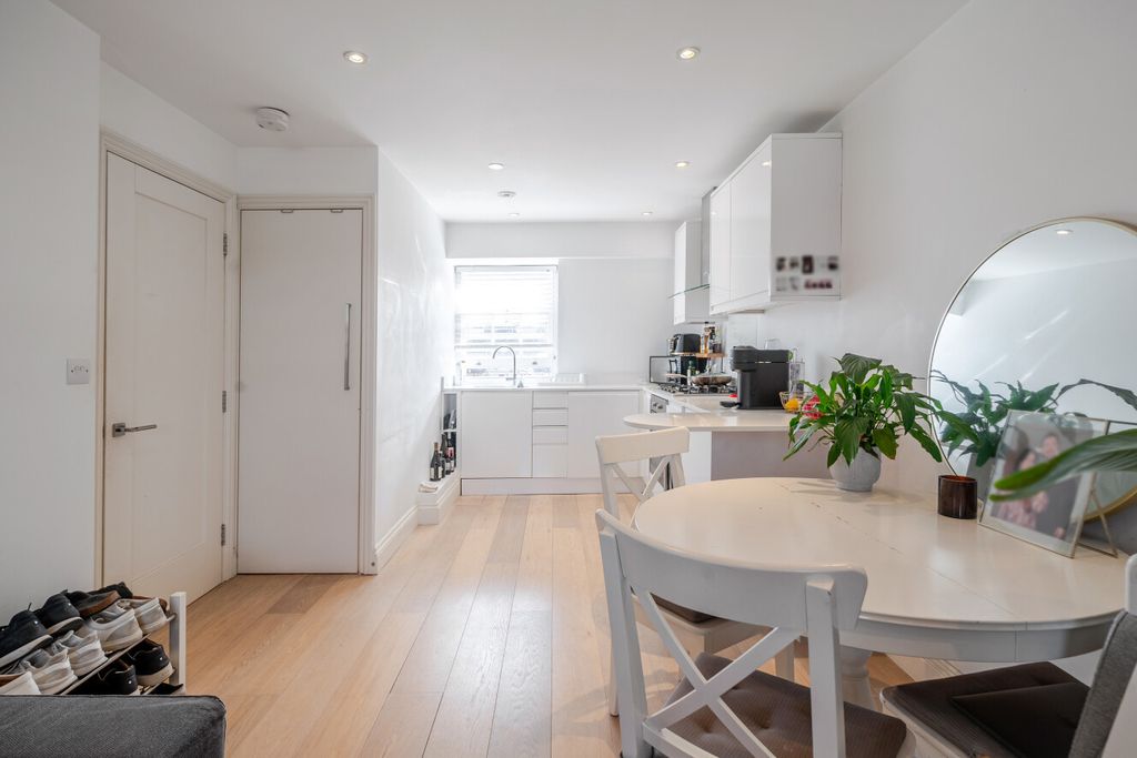 Property photo 3 of 24 1511268-6-6A88143...