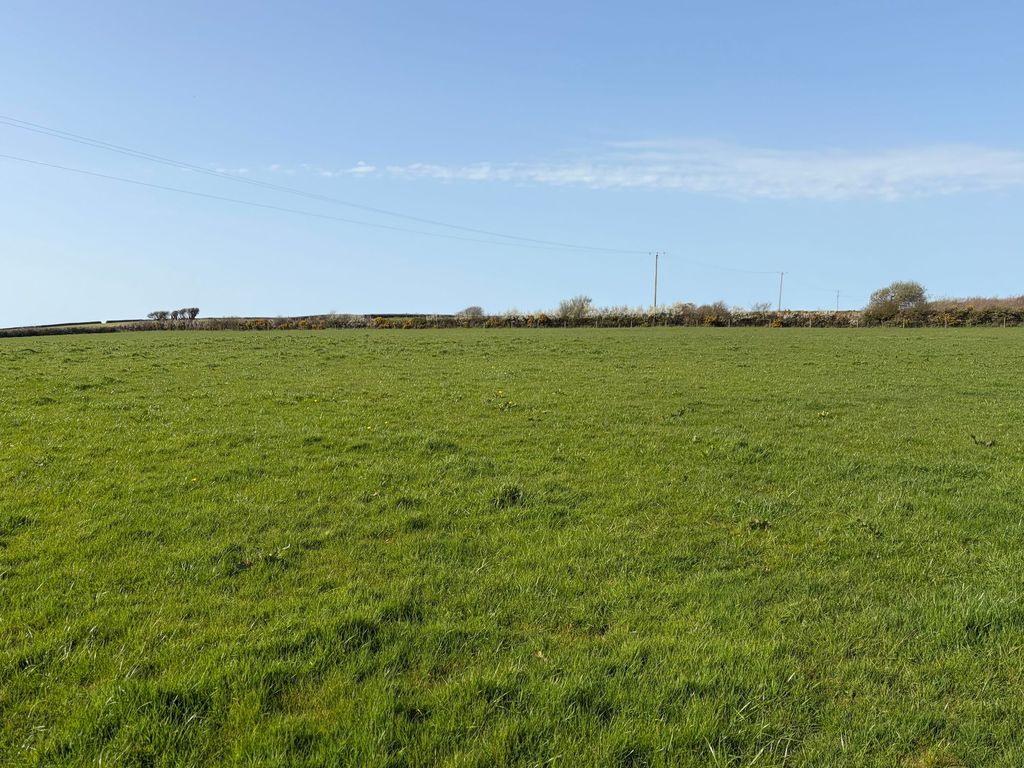 Property photo 3 of 7