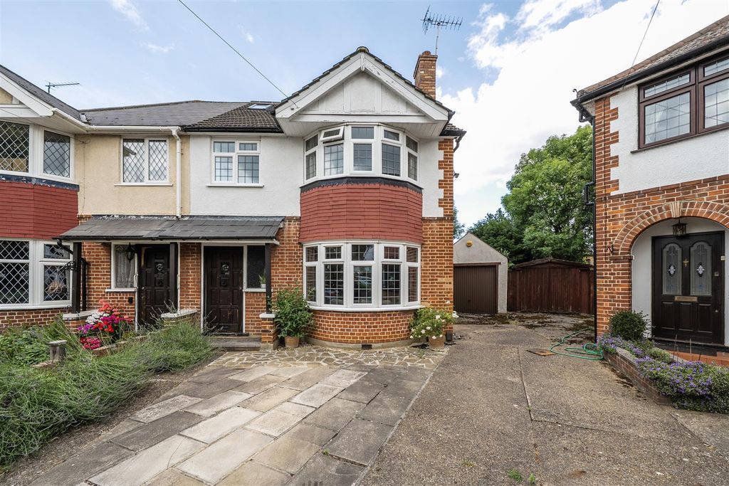 Property photo 1 of 21 External