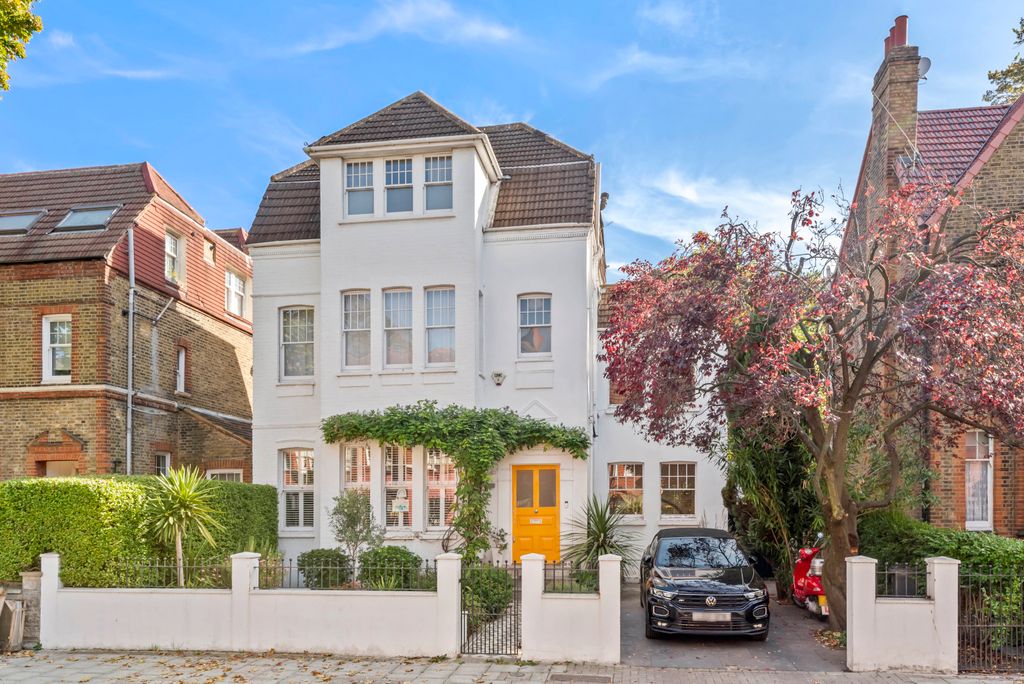 Property photo 2 of 17 Picture No. 09