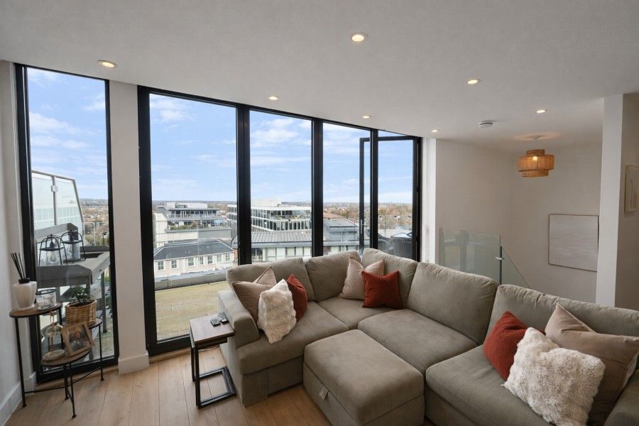 Property photo 3 of 12