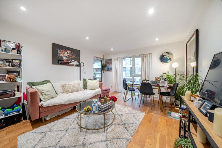 Property photo 2 of 22