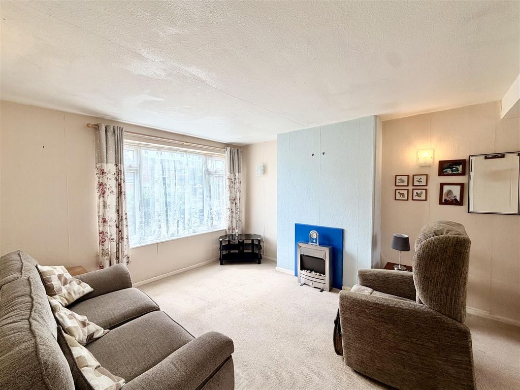 Property photo 3 of 19 3