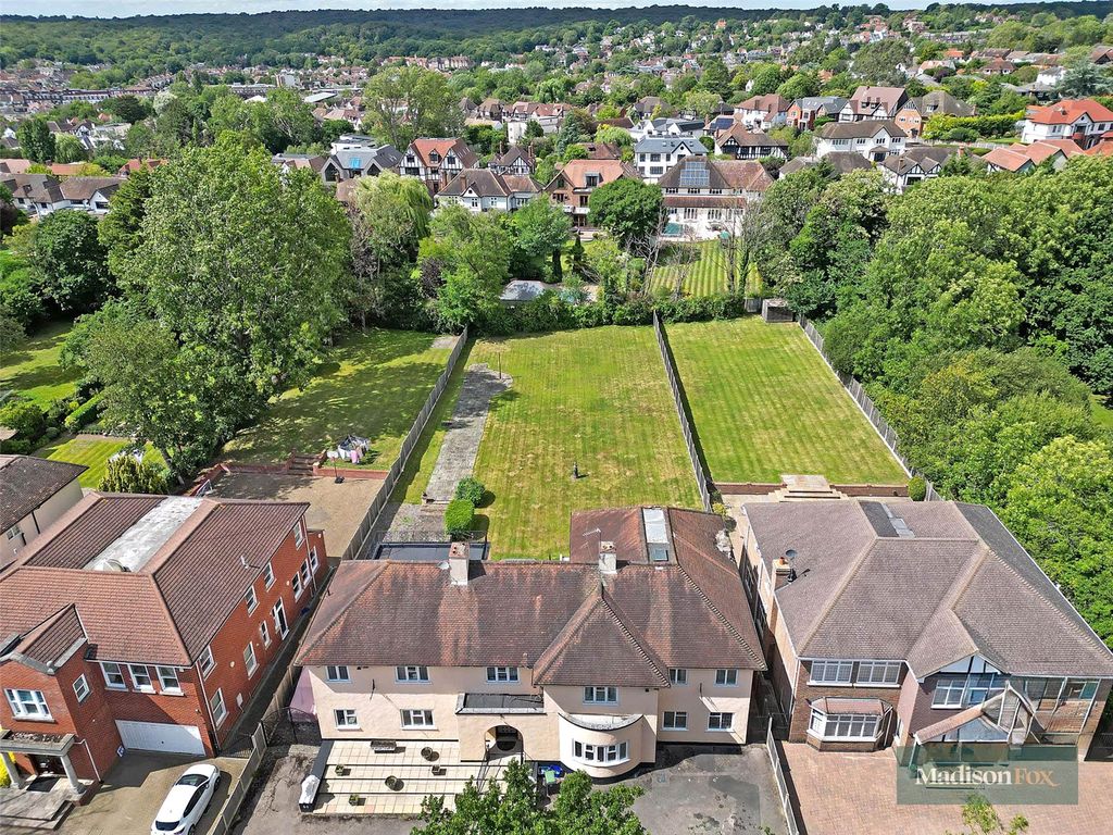 Additional image 34 of 7 bed detached house for saleAlderton Hill, Loughton, Essex IG10