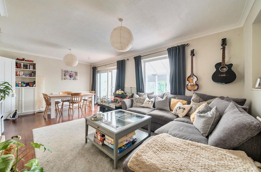 Property photo 2 of 18 1433610 (1).Jpg