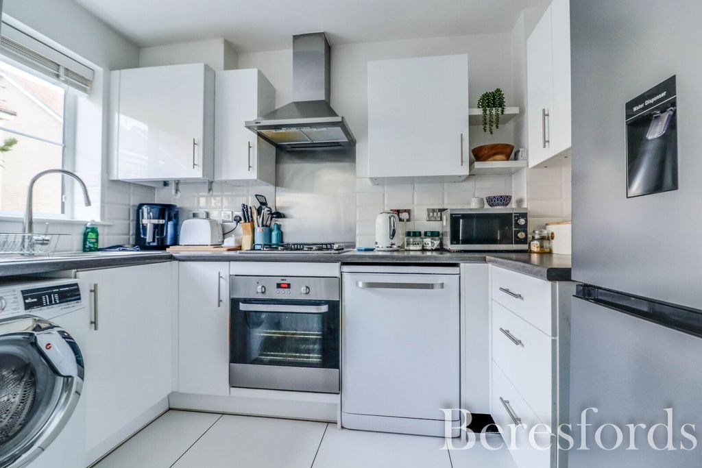 Property photo 2 of 23 Picture No. 01