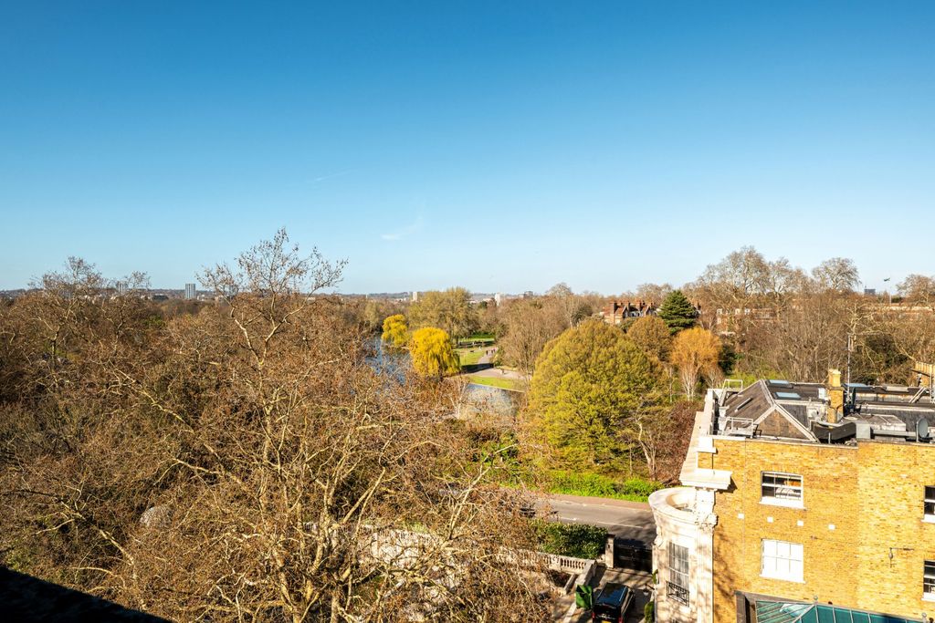 Property photo 2 of 13 Picture No. 08
