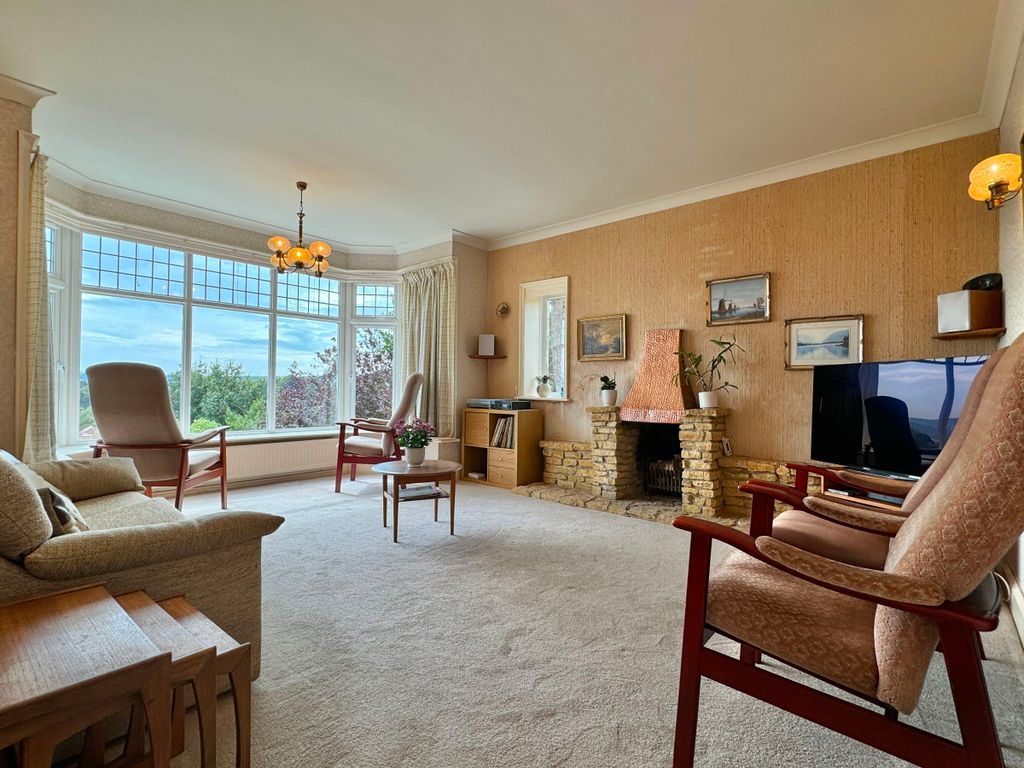 Property photo 3 of 29