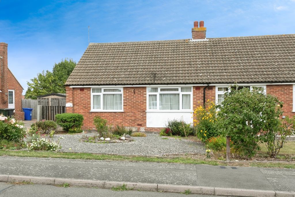 Property photo 3 of 17 Photo