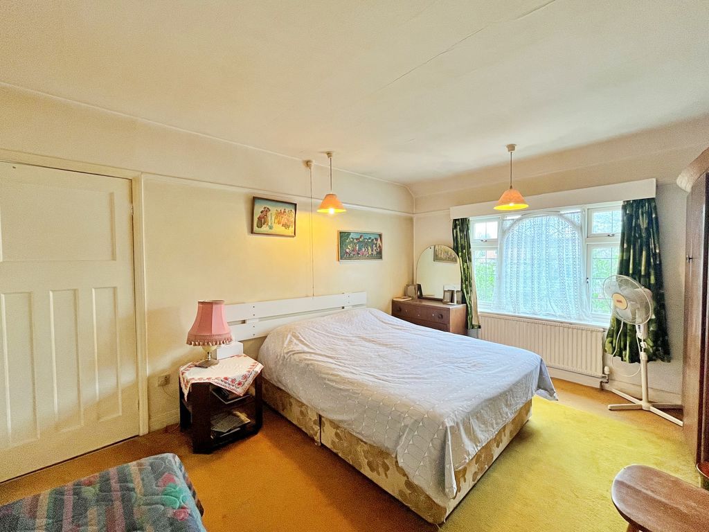 Property photo 3 of 11 Photo 7