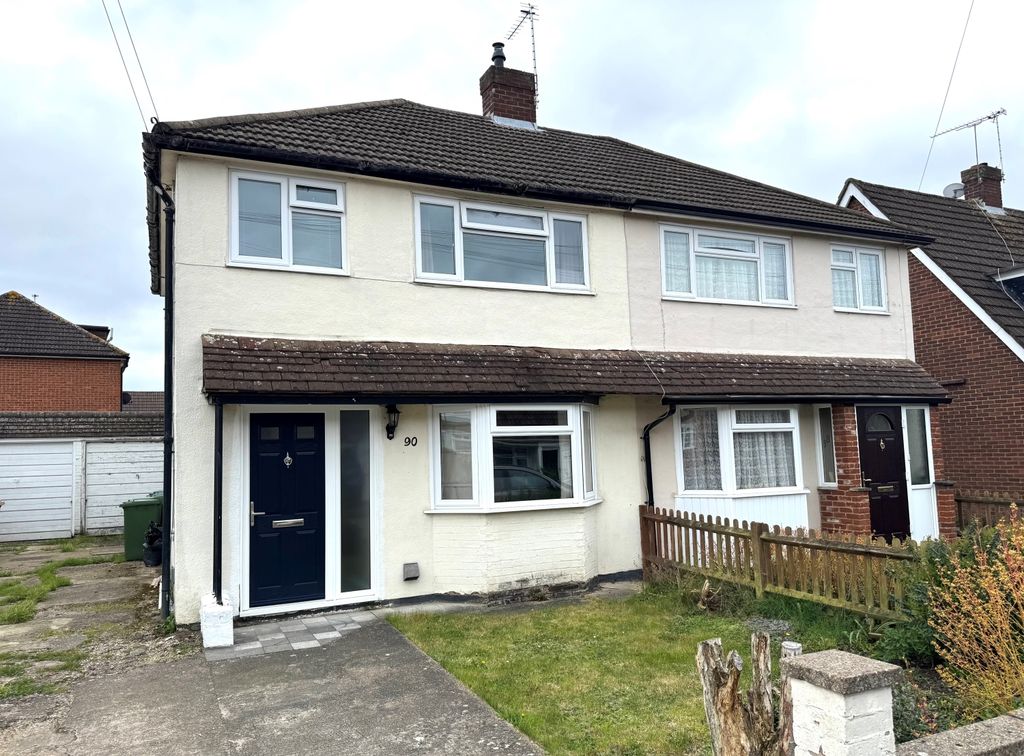 Property photo 1 of 10 Front