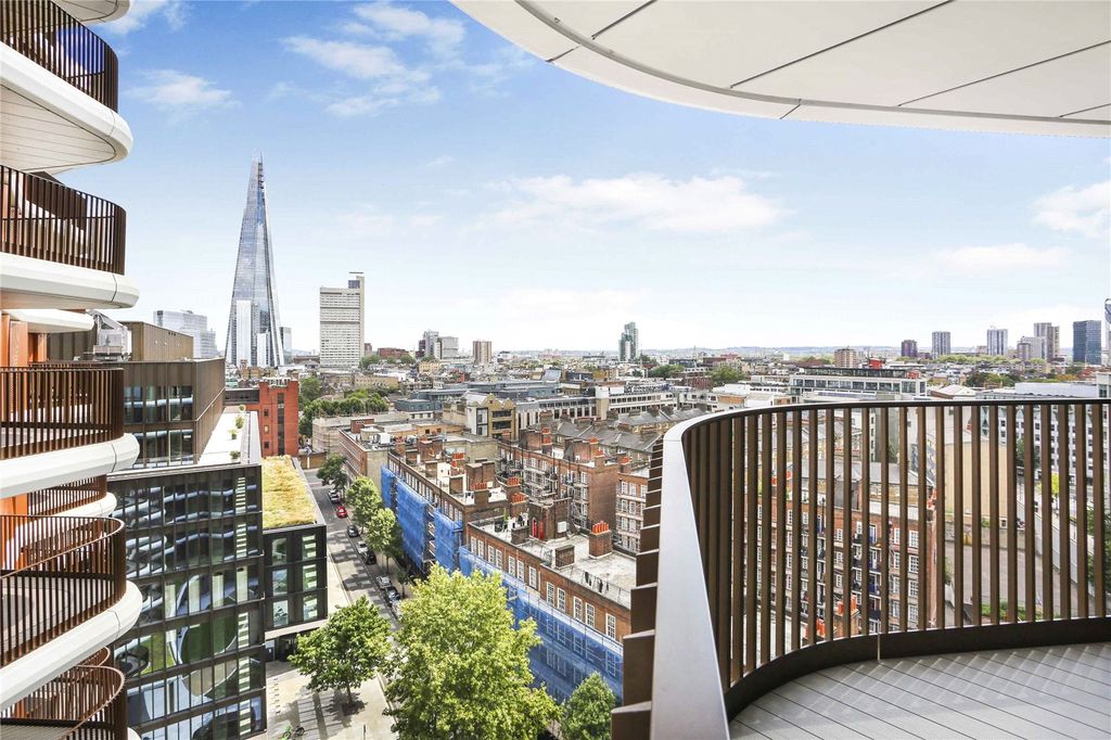 Property photo 2 of 12 Triptych Bankside