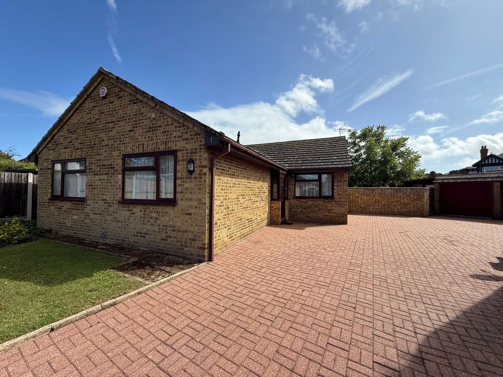 Property photo 1 of 20