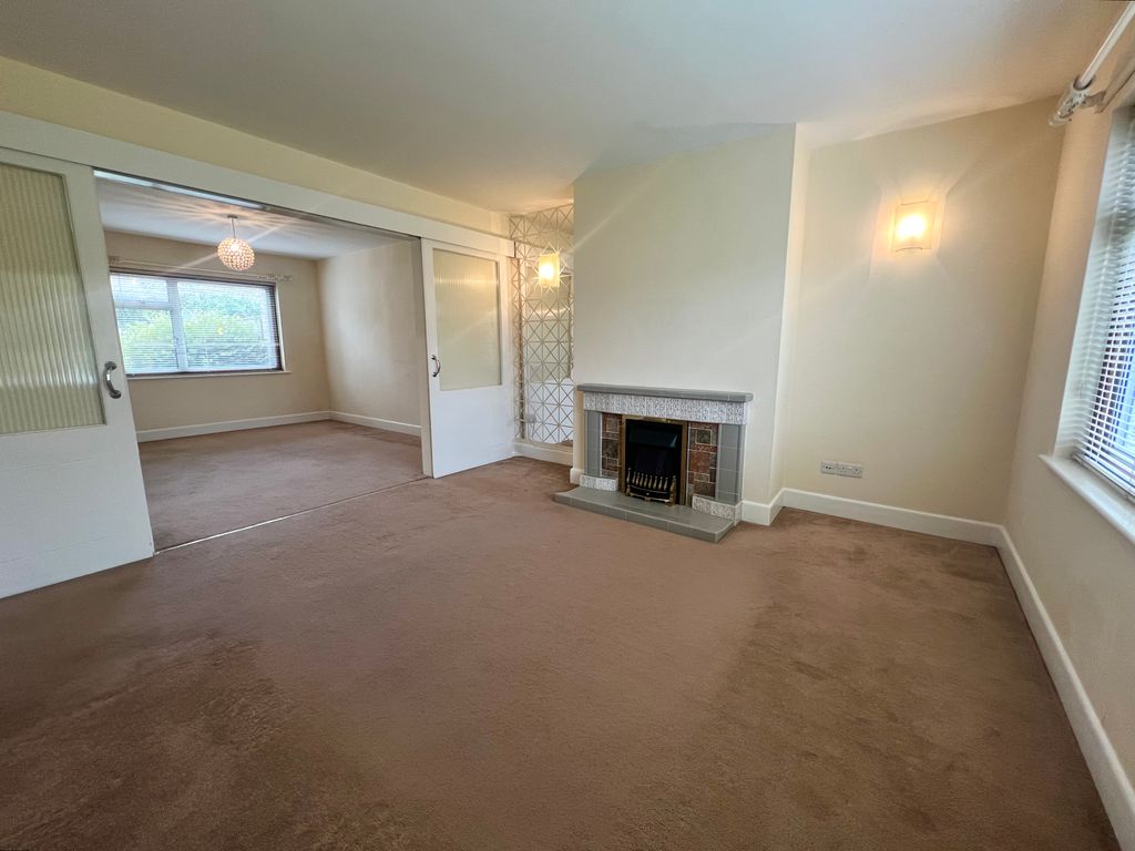 Property photo 1 of 12 Living Room