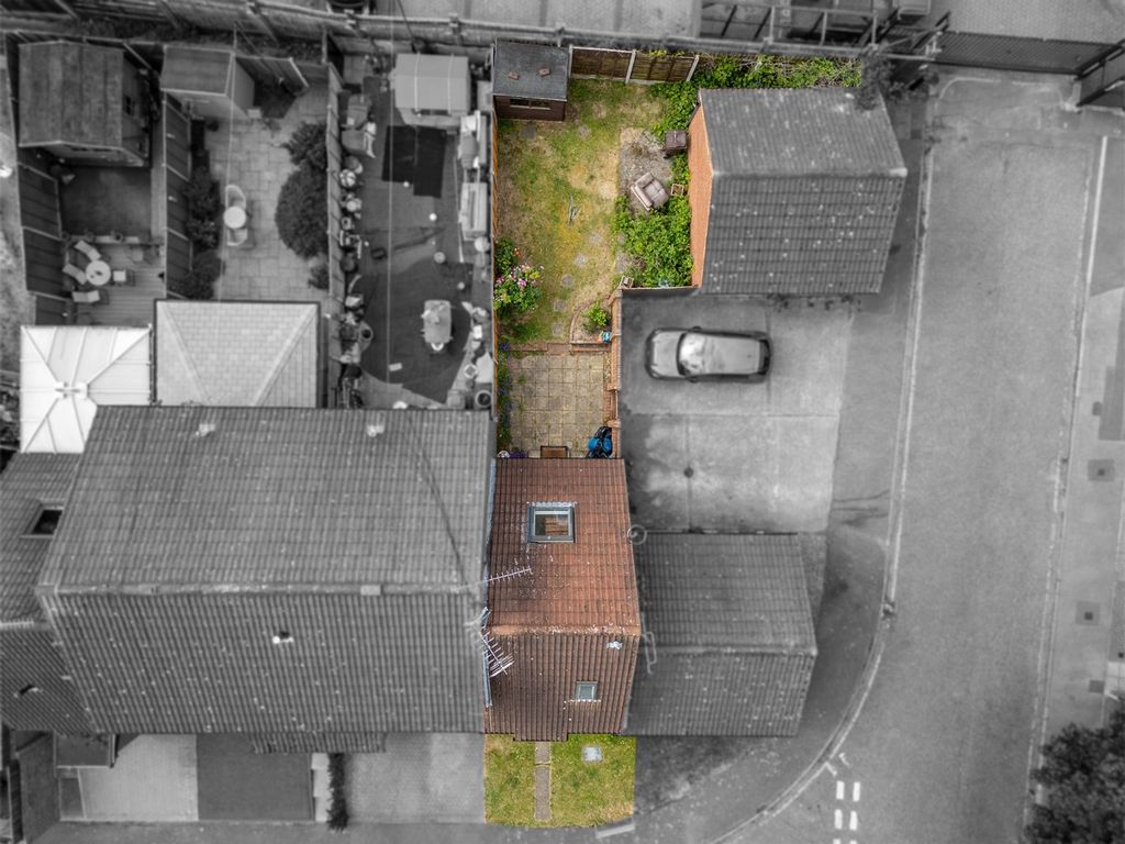 Property photo 2 of 13 5173622