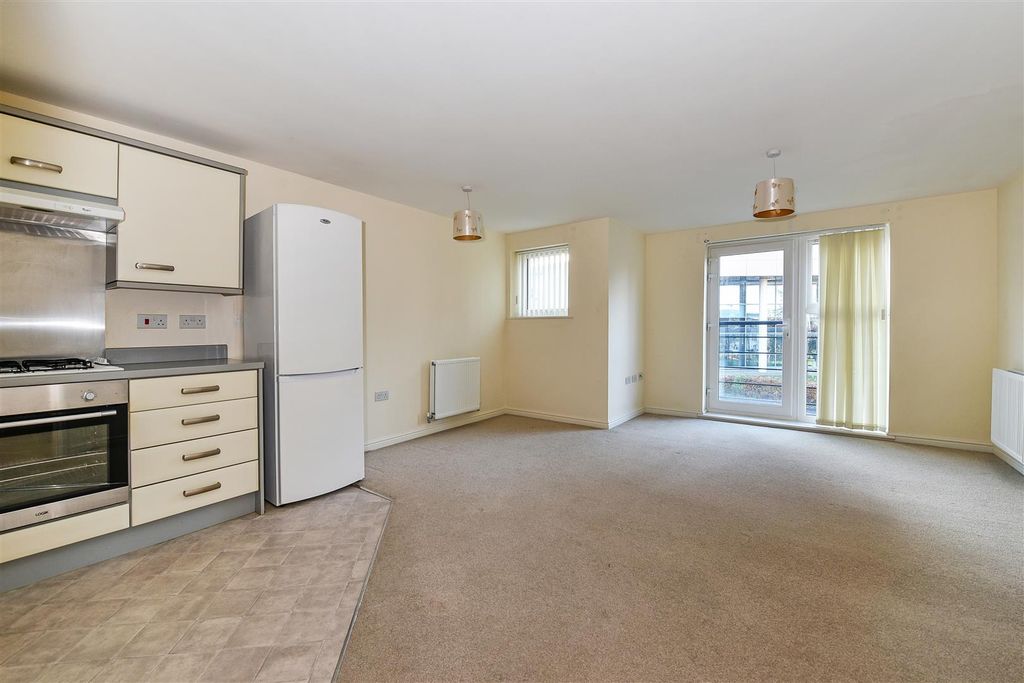 Property photo 2 of 22 Open Plan Living