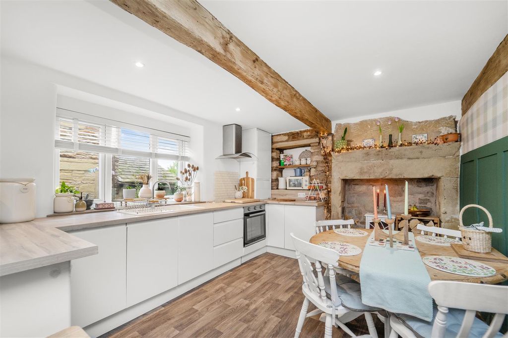 Property photo 1 of 32 Dsc08088.Jpg