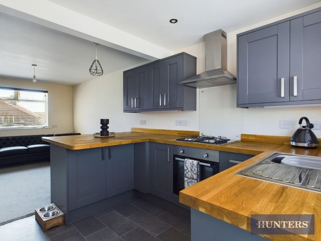 Property photo 2 of 9 Cam01999G0-Pr0046-Still009.Jpg