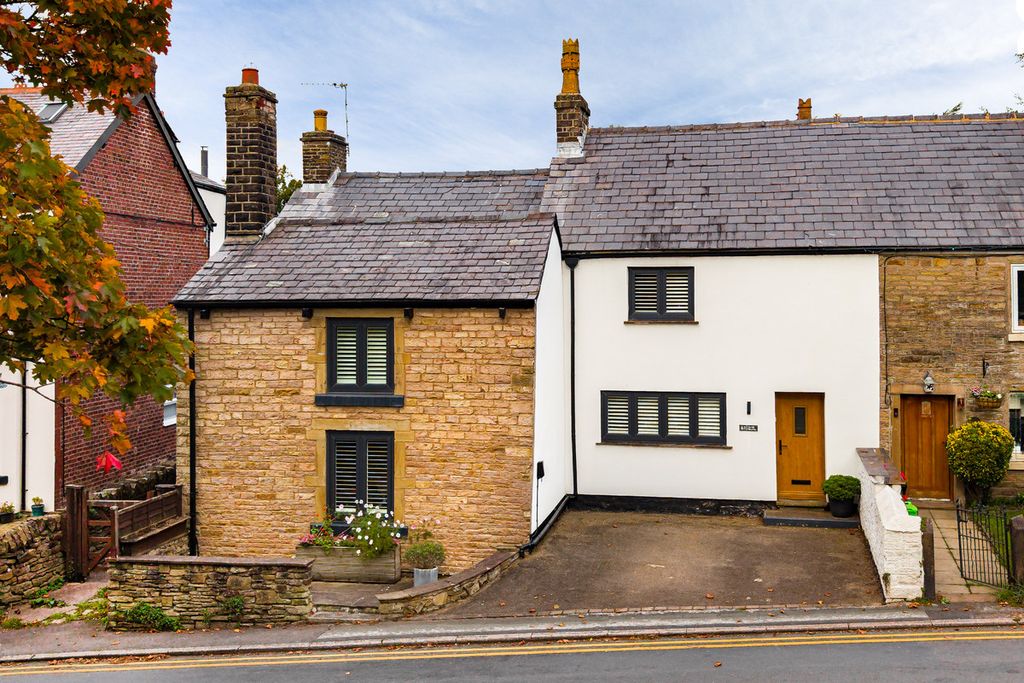 Property photo 1 of 46