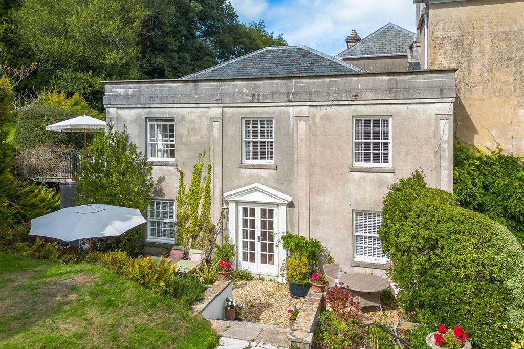 Property photo 1 of 17 The Orangery