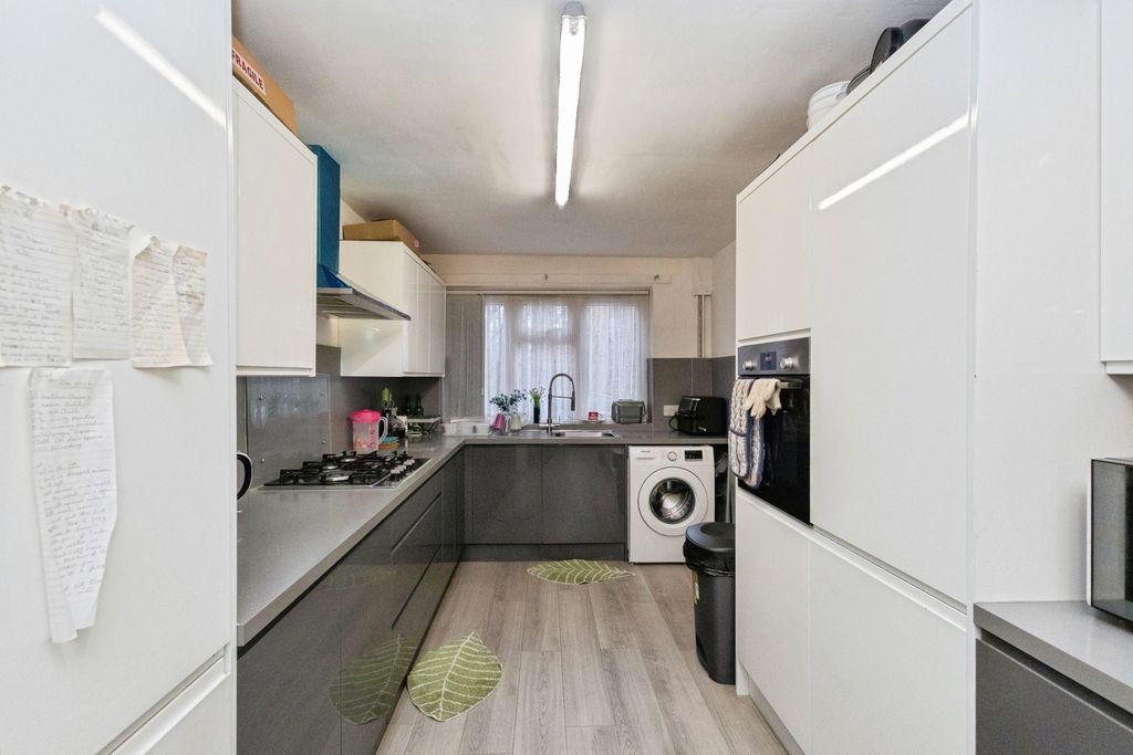 Property photo 2 of 22 Pbox-Img.Jpg