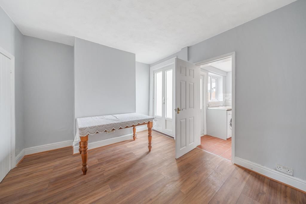 Property photo 2 of 10 Dining Area