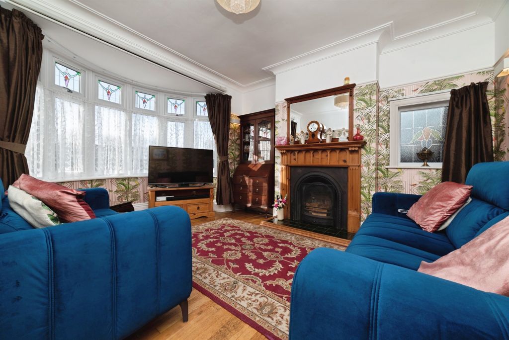 Property photo 2 of 19