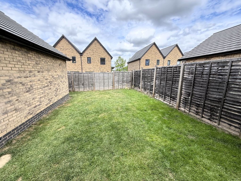 Property photo 3 of 13 Img6220
