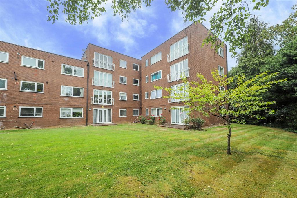 Property photo 1 of 10 Derby House