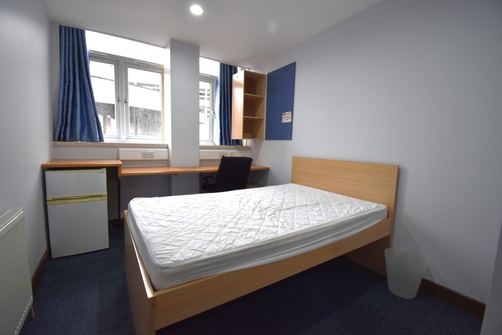 Property photo 1 of 6 Dsc_0695