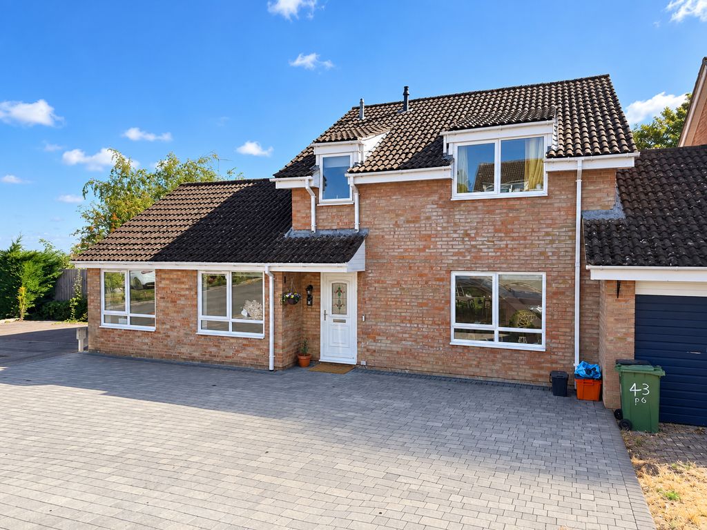 Property photo 1 of 14 708E9d1162234d5080Ae995F76Da9Df7