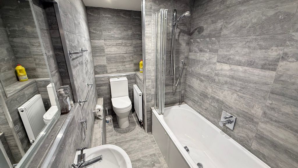 Property photo 1 of 10 Image