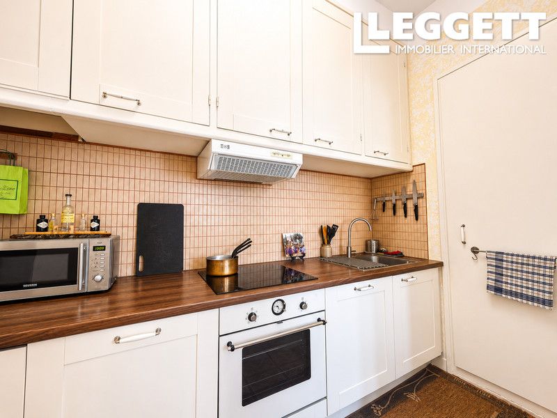 Property photo 3 of 10