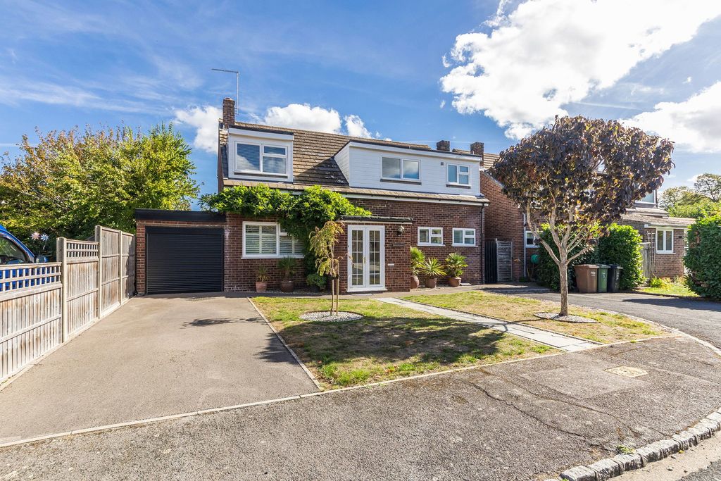 Property photo 1 of 24