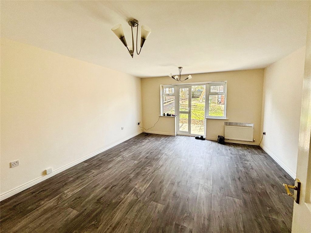 Property photo 3 of 12 Living Room