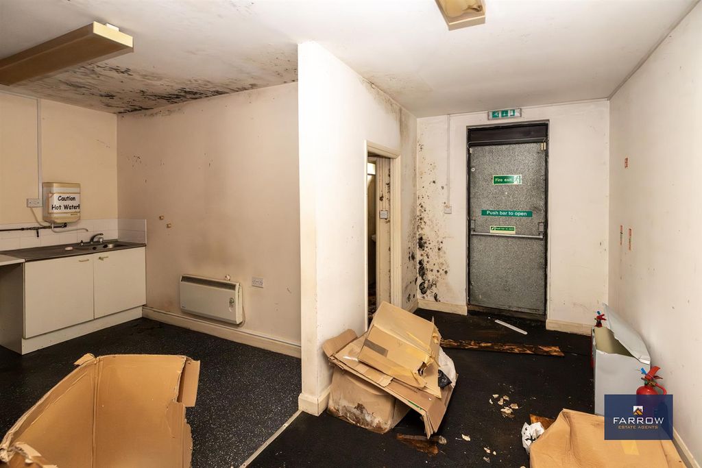 Additional image 24 of 2 bed terraced house for saleHainton Avenue, Grimsby DN32