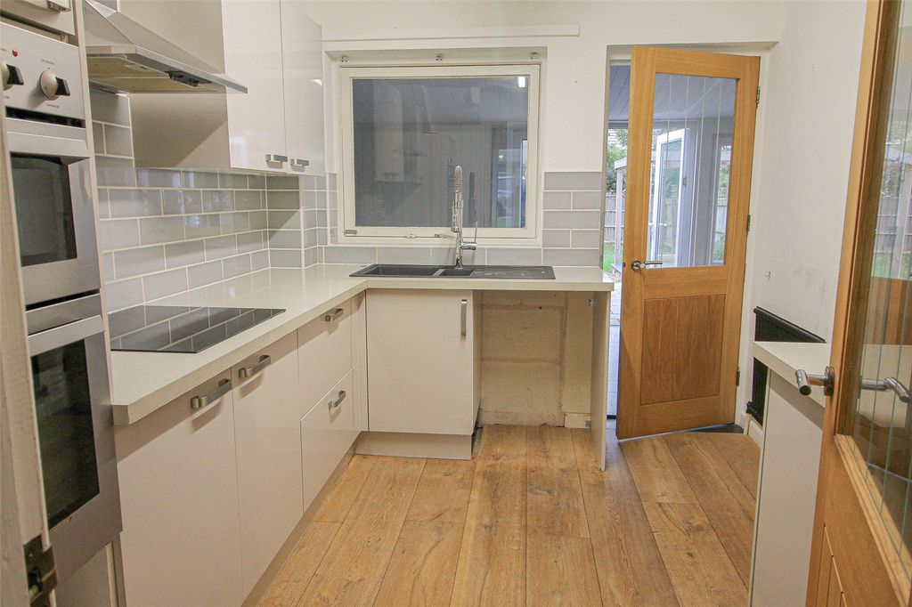 Property photo 2 of 16 Picture No. 42