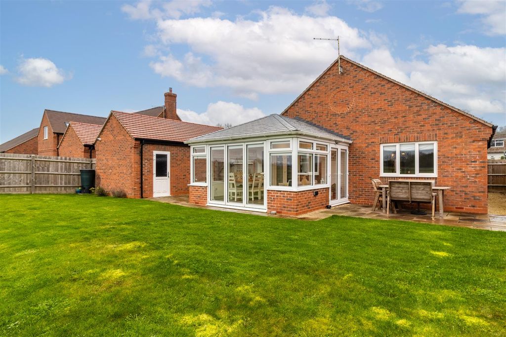 Property photo 1 of 29