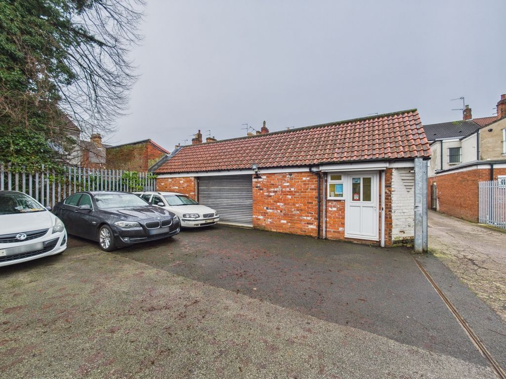 Property photo 2 of 13 Photo 4