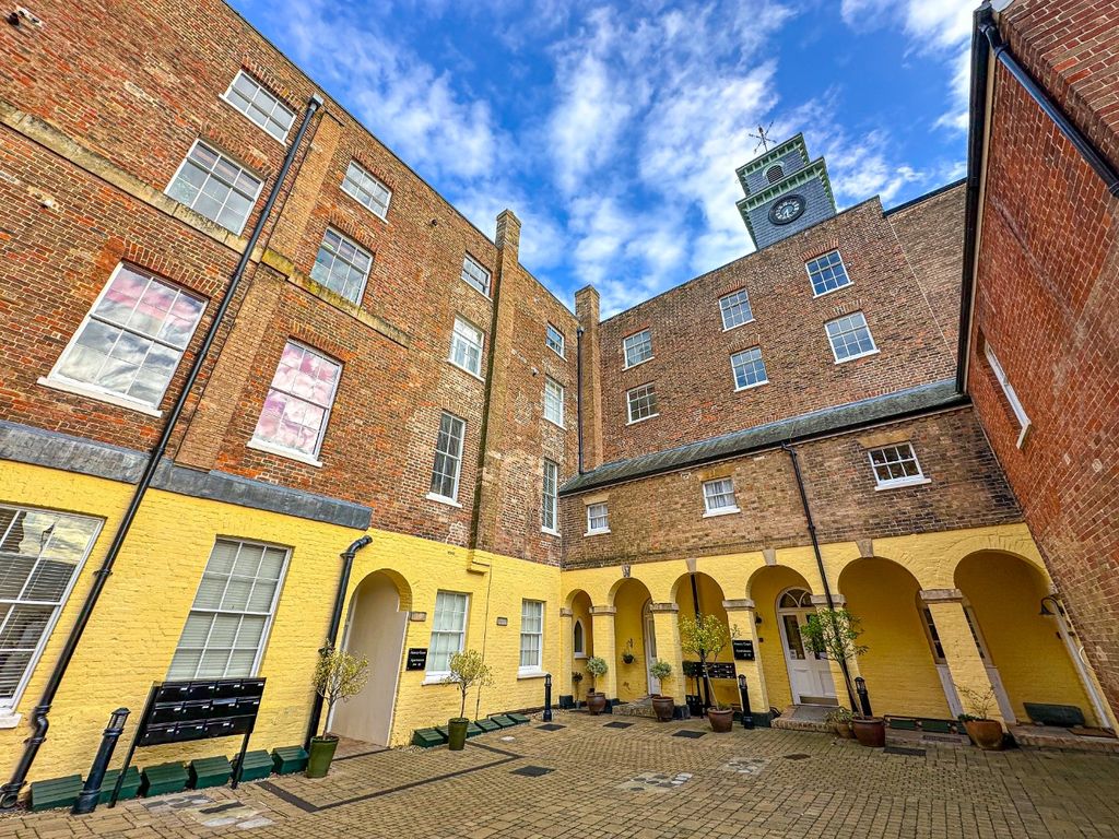 Property photo 2 of 12 4762134