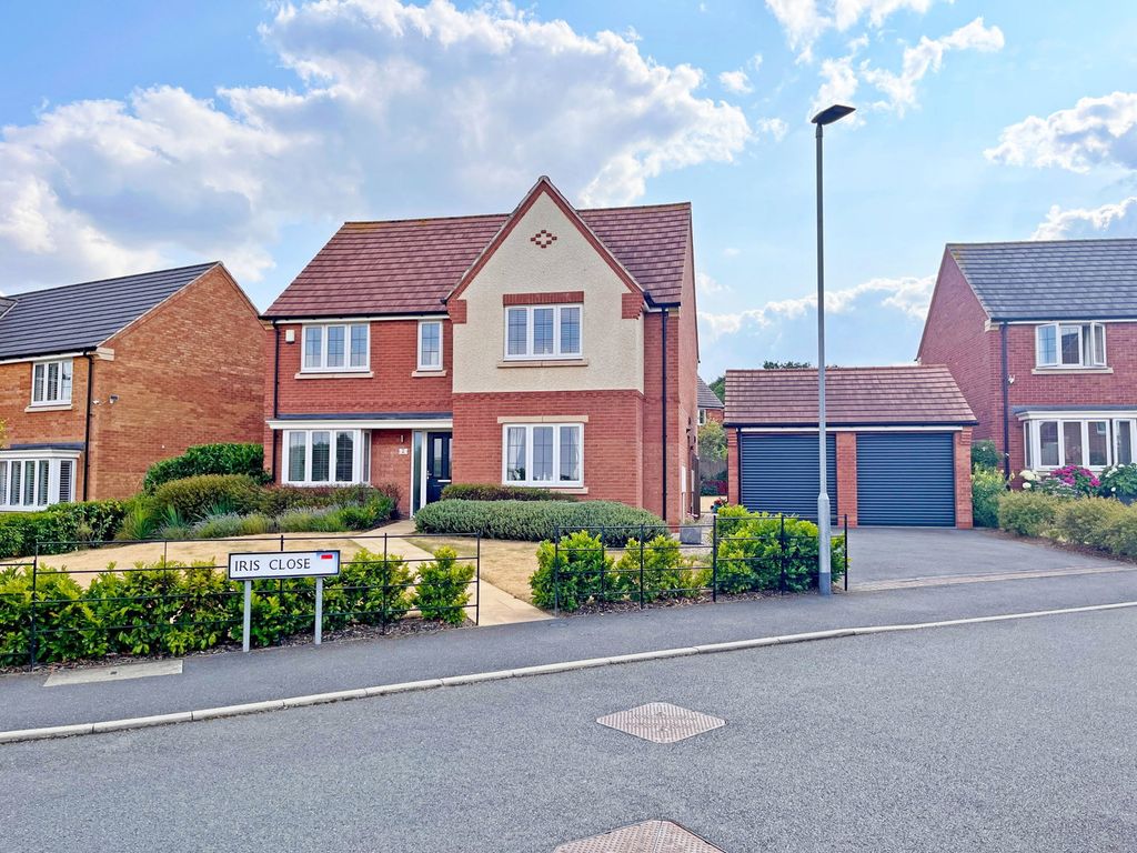 Property photo 1 of 34