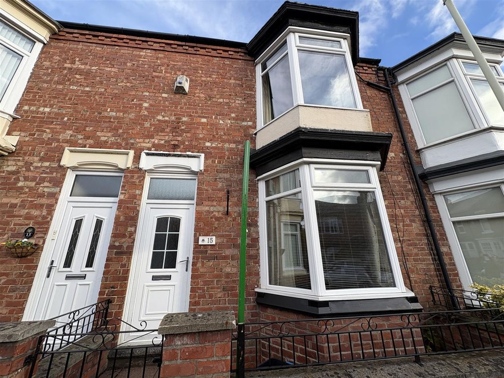 Property photo 1 of 15 Externally