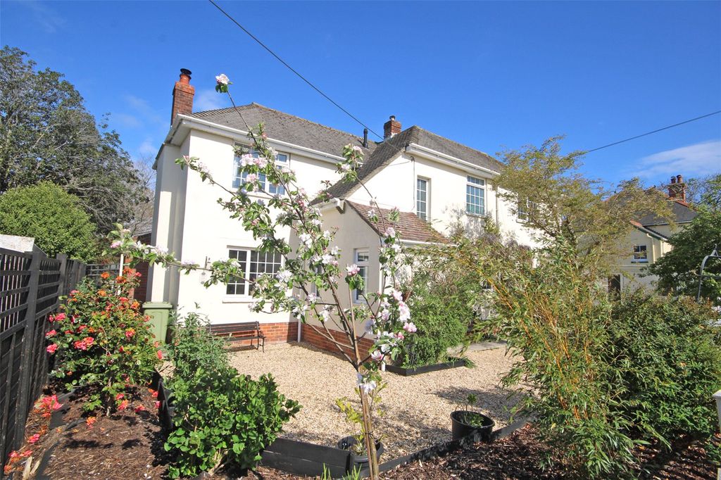 Property photo 3 of 17 Picture No. 19
