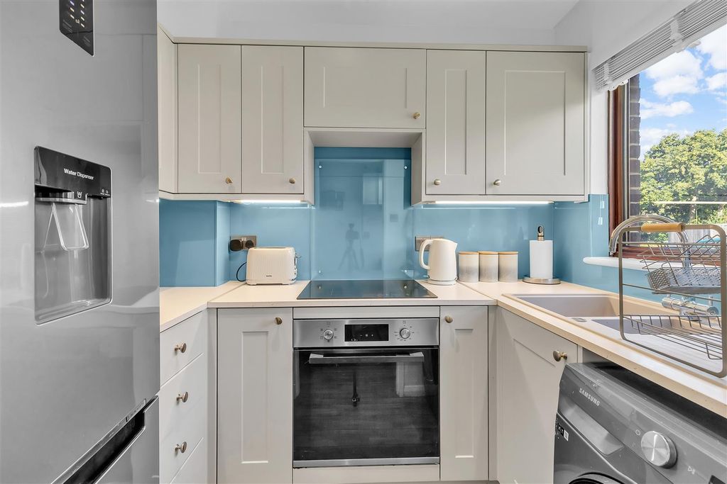 Property photo 2 of 17 Kitchen A.Jpg