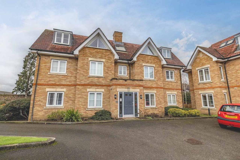 Property photo 1 of 16