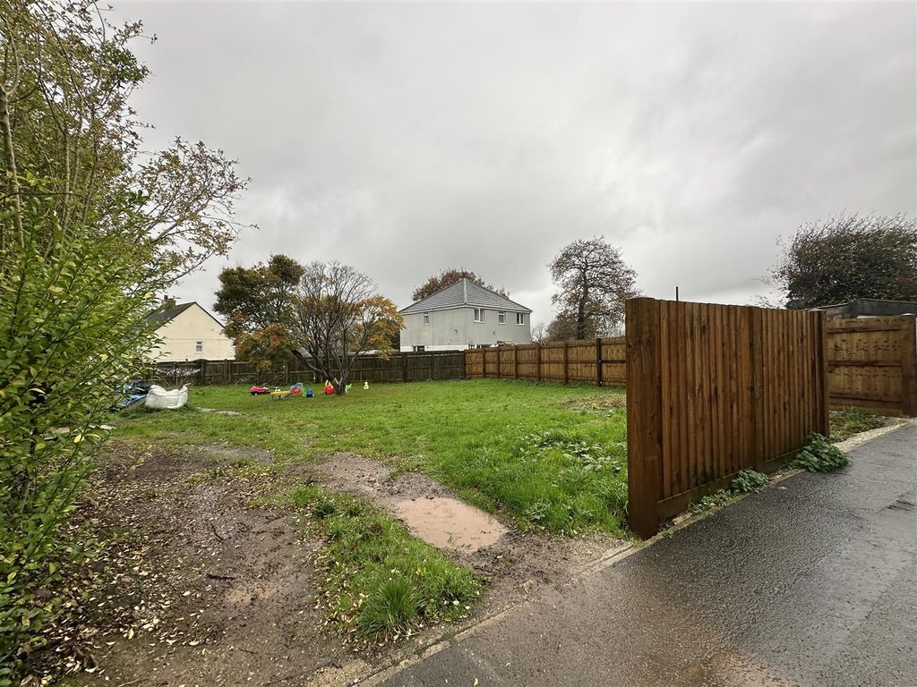 Property photo 2 of 6 20251114_110900034_Ios.Jpg