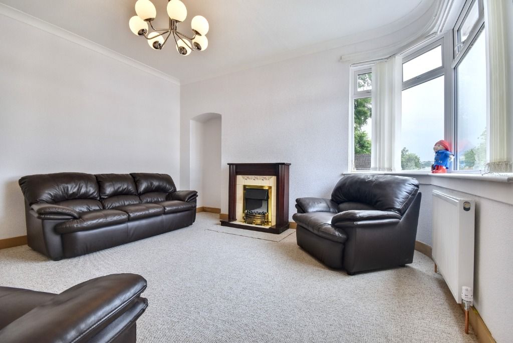 Property photo 2 of 33