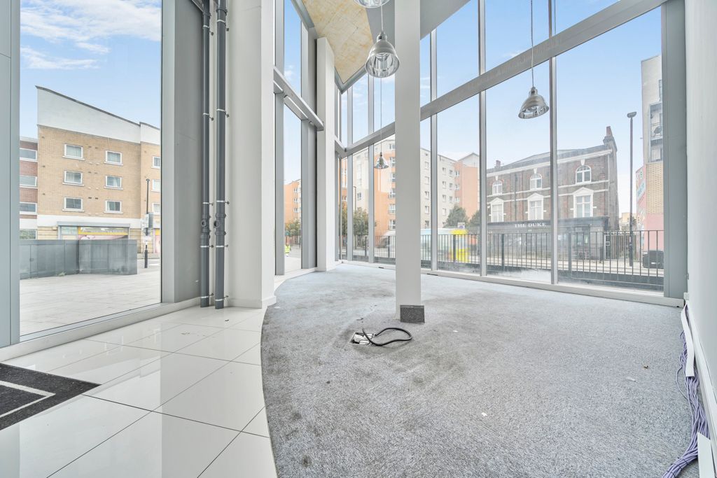 Property photo 2 of 8 Photo 1